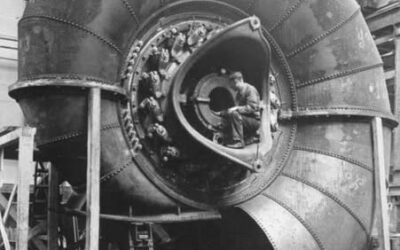 WARUM DER GEIST DAS, WAS DER VERSTAND ALS NAIV ANSIEHT, ALS REAL EMPFINDET