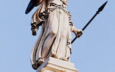 WESENHAFTE DIENERIN IN DER NACHSCHÖPFUNG / HATHEINE