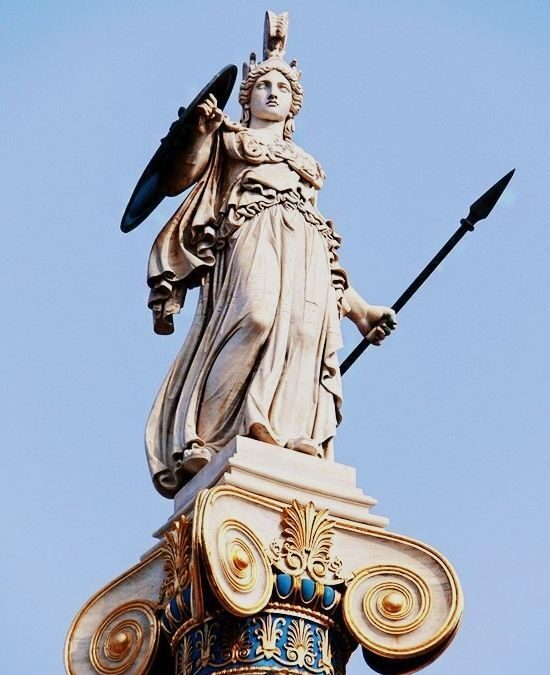 WESENHAFTE DIENERIN IN DER NACHSCHÖPFUNG  / HATHEINE