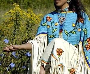 KOSTBARKEITEN DER INDIGENER WEISHEIT